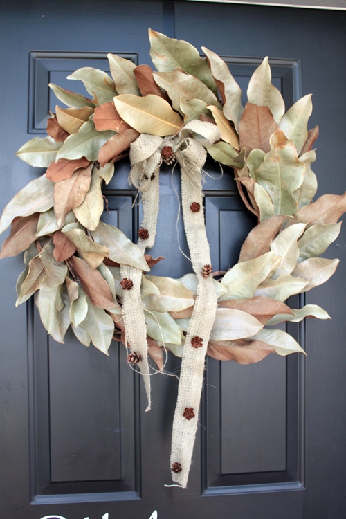 DIY magnolia wreath