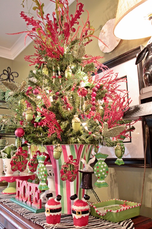 Lime and Red Kitchen Tree