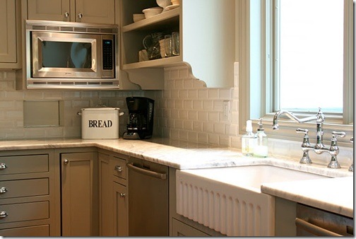 farmhouse sink