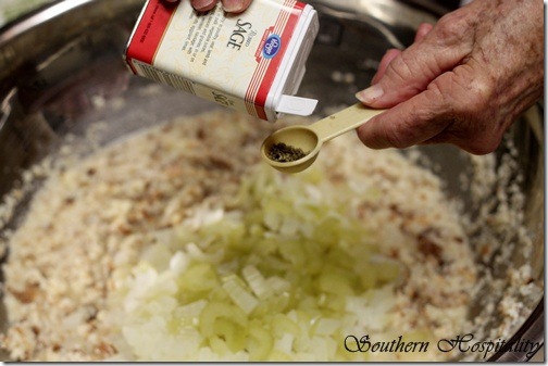 southern cornbread chicken and dressing