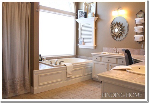 FindingHomeMasterBath7_thumb