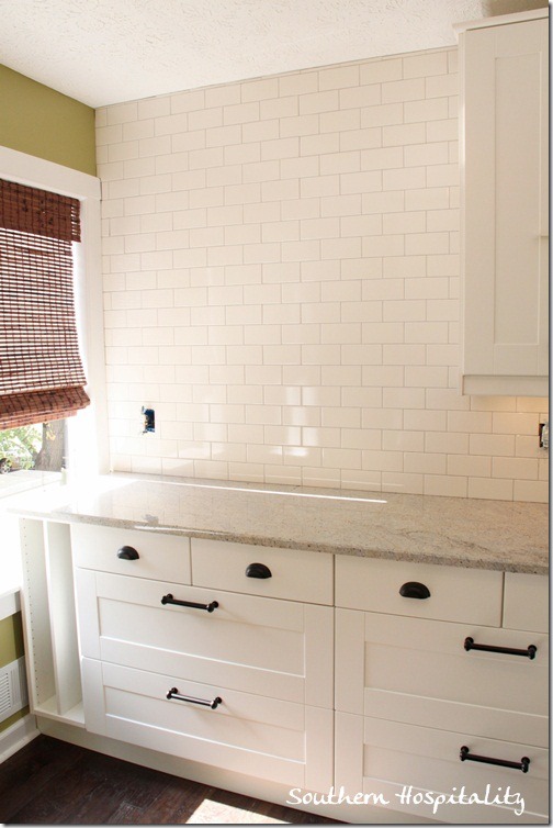 how to install subway tile backsplash