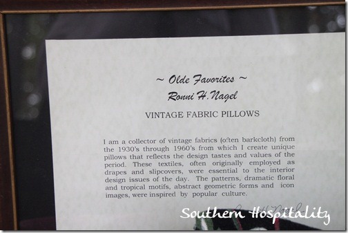 Vintage pillow vendor