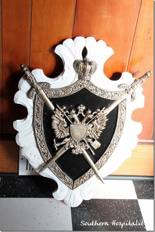 Shield for foyer