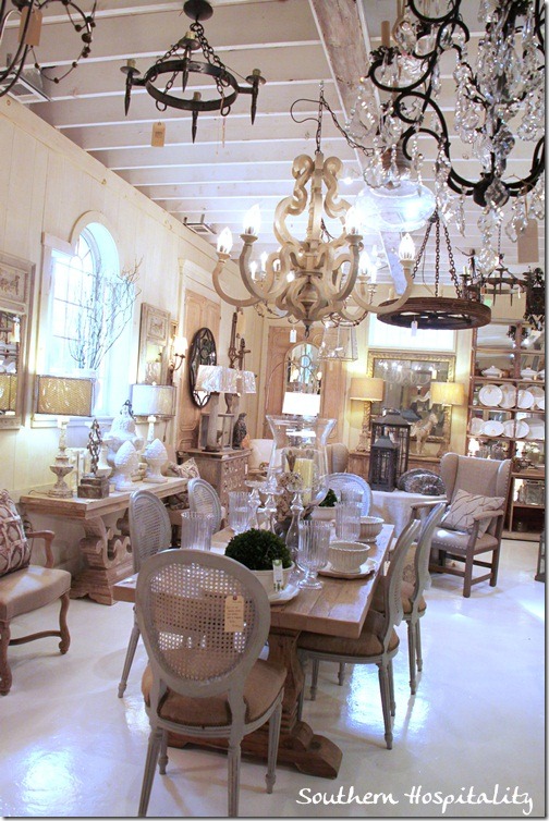 chandelier room