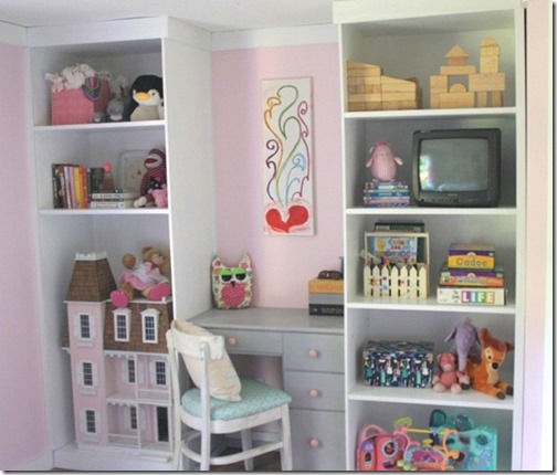 girl's room storage