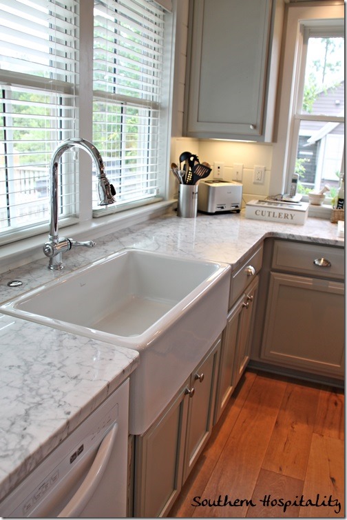 farmhouse sink