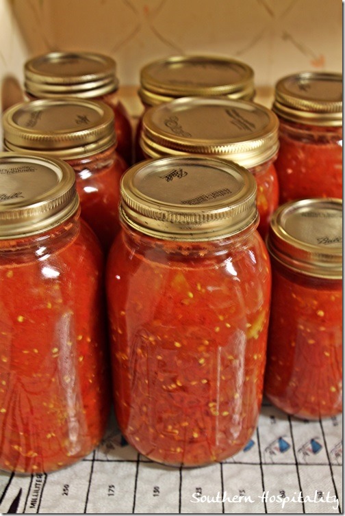 canning tomatoes