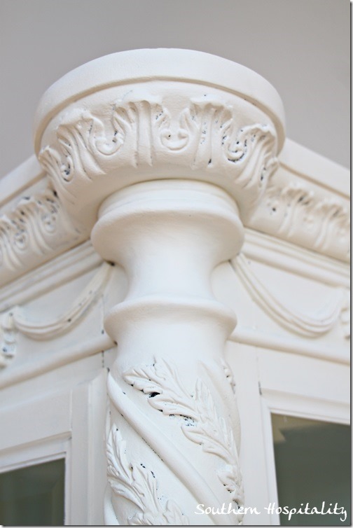 column detail