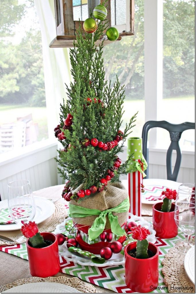 Christmas centerpiece red and green