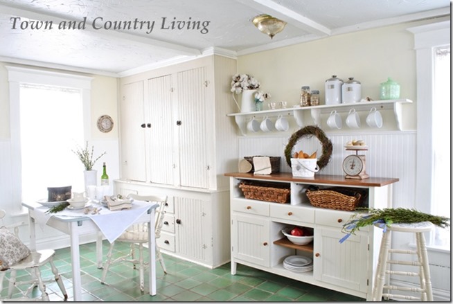 Town-and-Country-Living-Kitchen