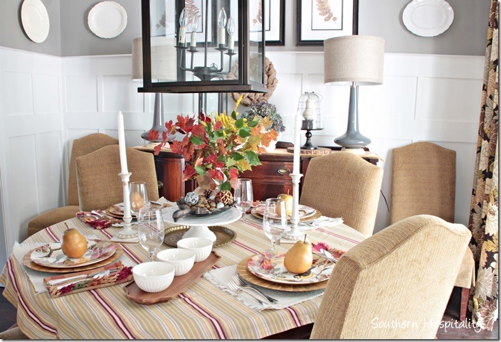 dining room table thanksgiving