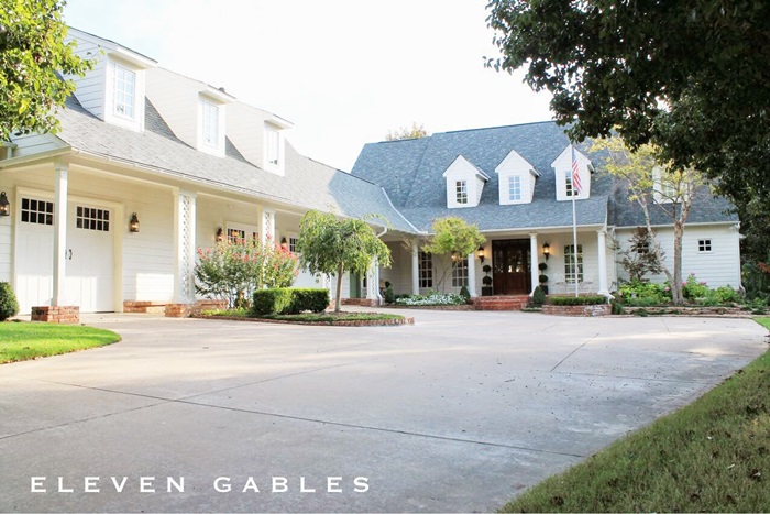 11 gables exterior