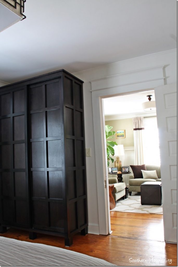 armoire in master