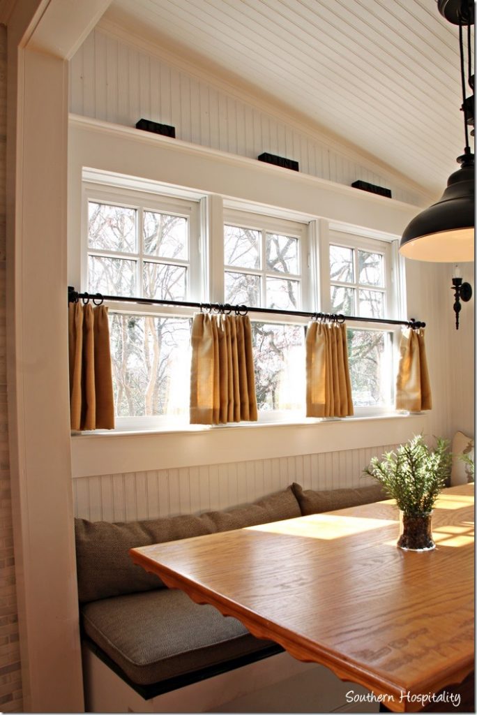 breakfast nook windows