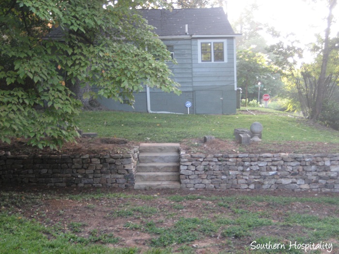 backyard paradise bucks backyard stone wall_20150723