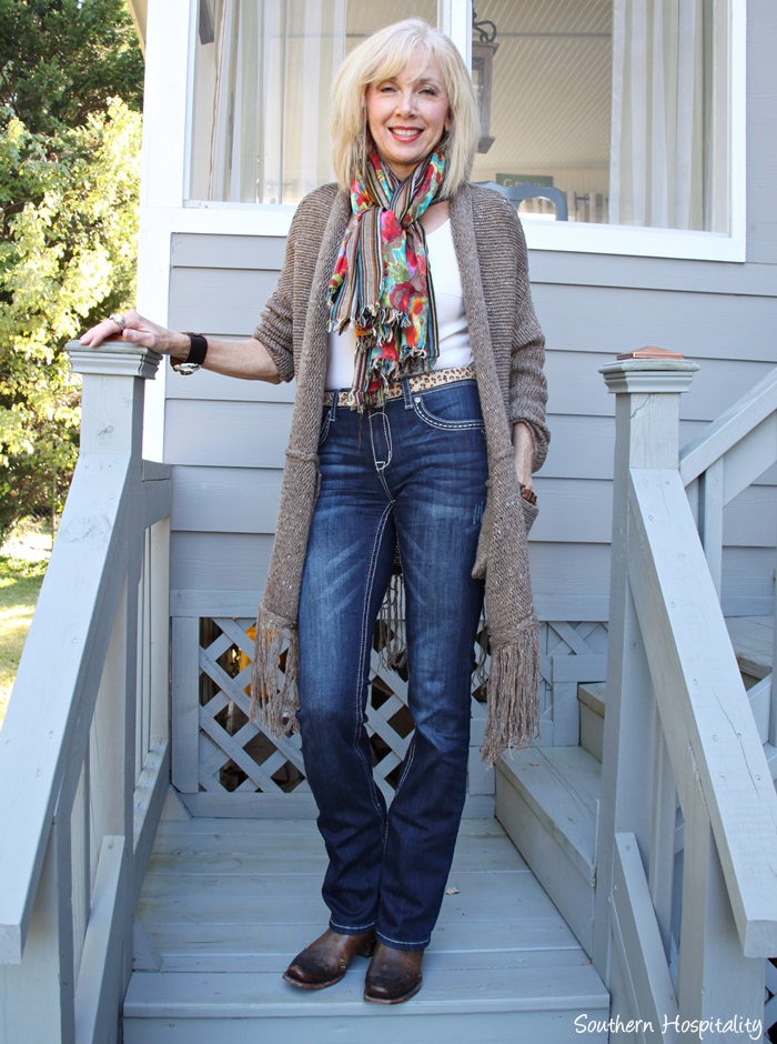 HOW TO STYLE A DUSTER CARDIGAN IN THE SUMMER - 50 IS NOT OLD - A