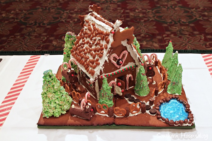 gingerbread house competition072