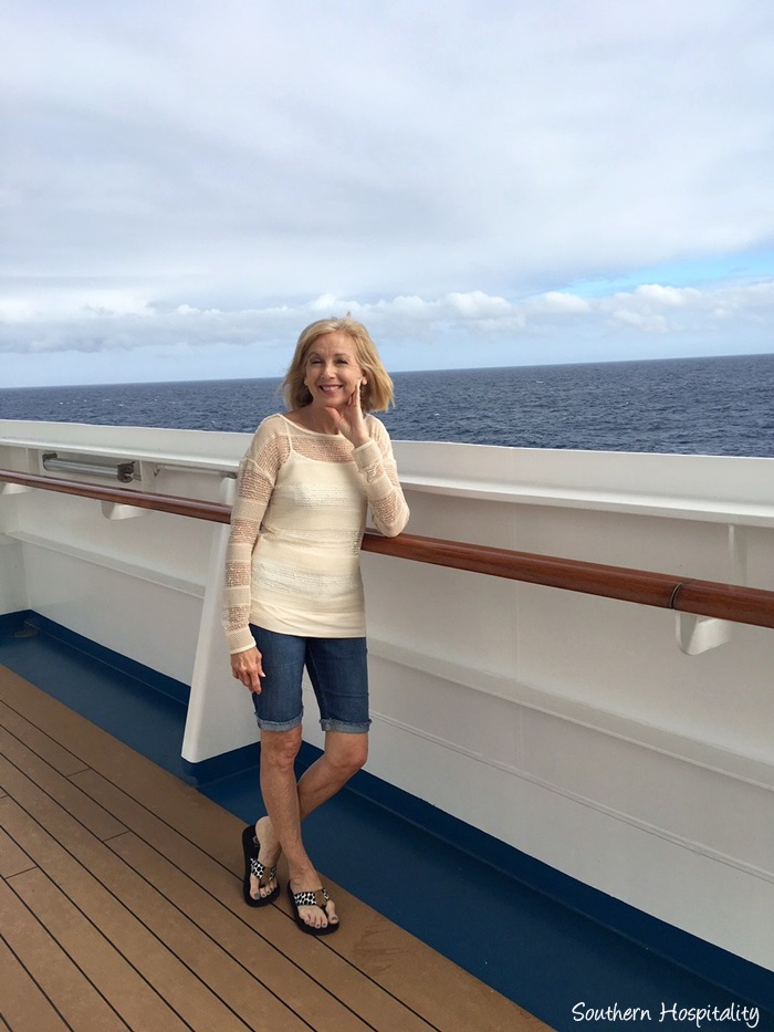 Cruise wear shop for over 60