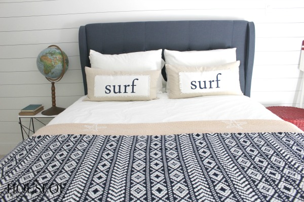 surfs-up-teen-bedroom-6