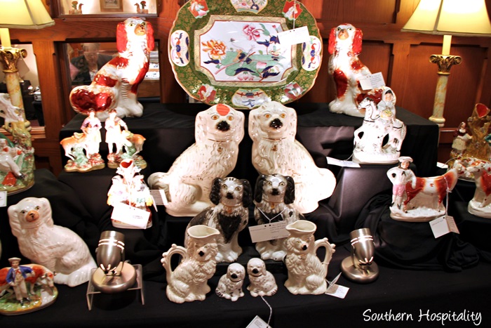 cathedral antiques show007