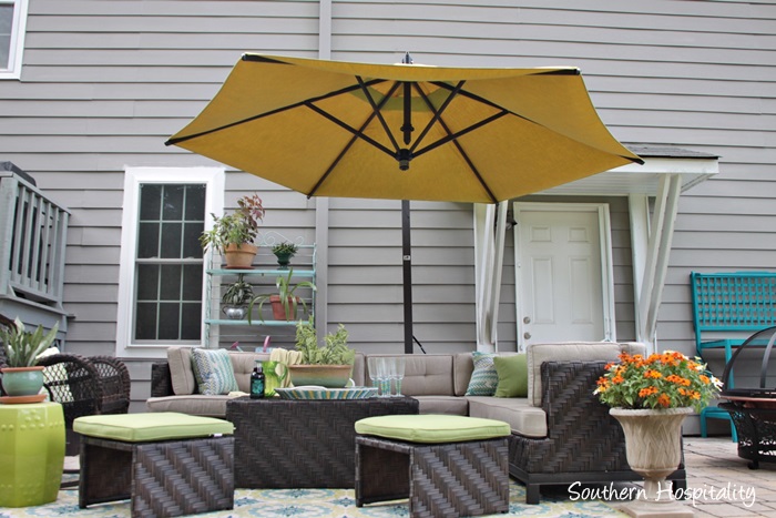 outdoor patio space with umbrella027