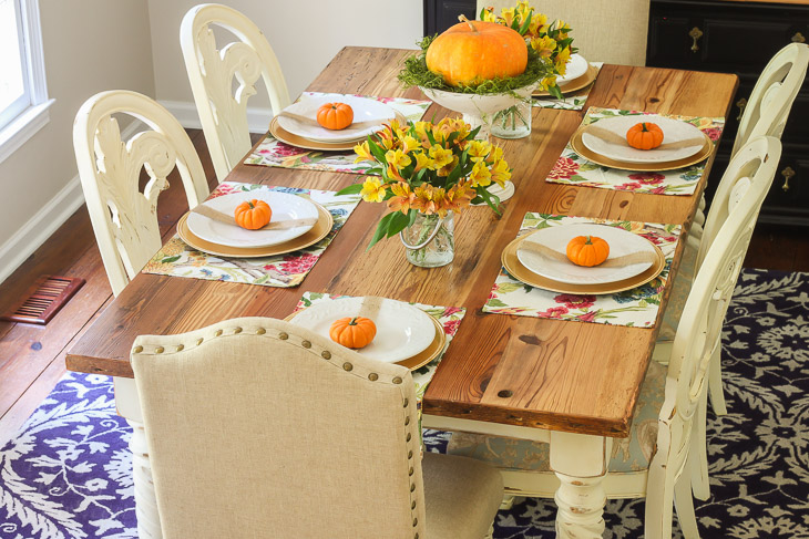 fall-tablescape-orange-pumpkins