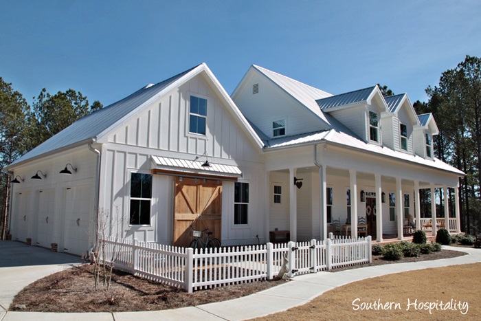 Feature Friday Modern Farmhouse  in North Atlanta 