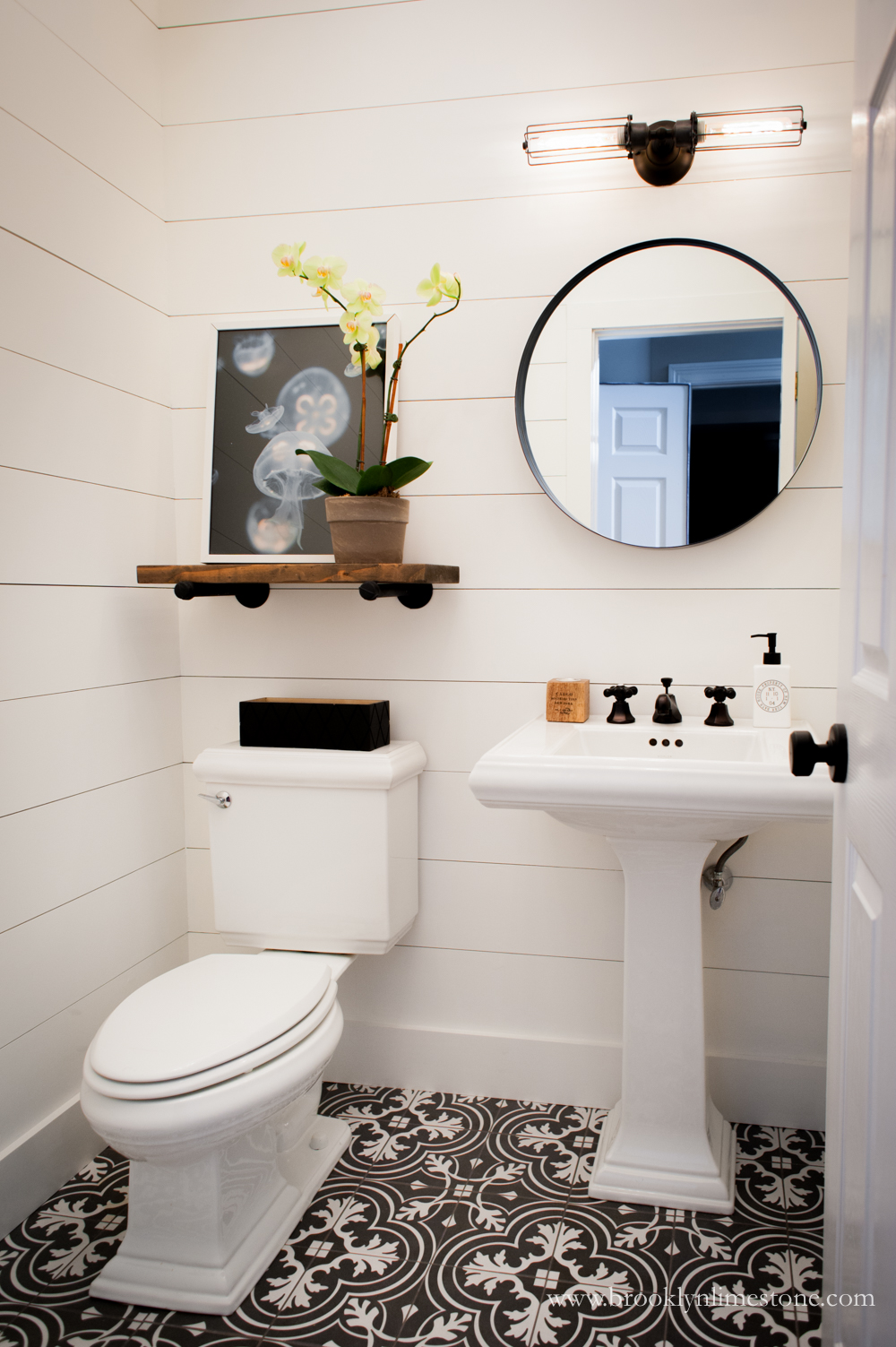 Statement-Making Black & White Bathroom