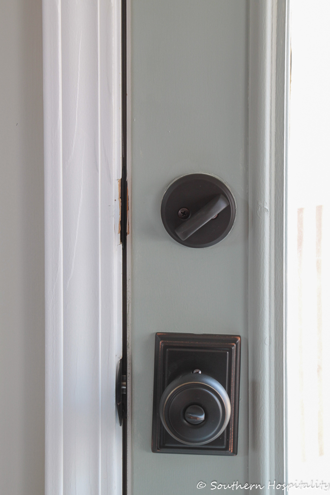 How to Paint Door Knobs and Hardware So They Look New Again