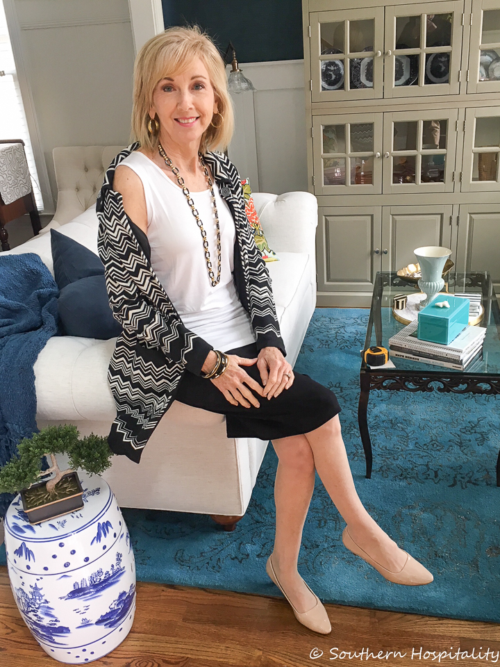 Fashion over 50: Pencil Skirt & White Top - Southern Hospitality