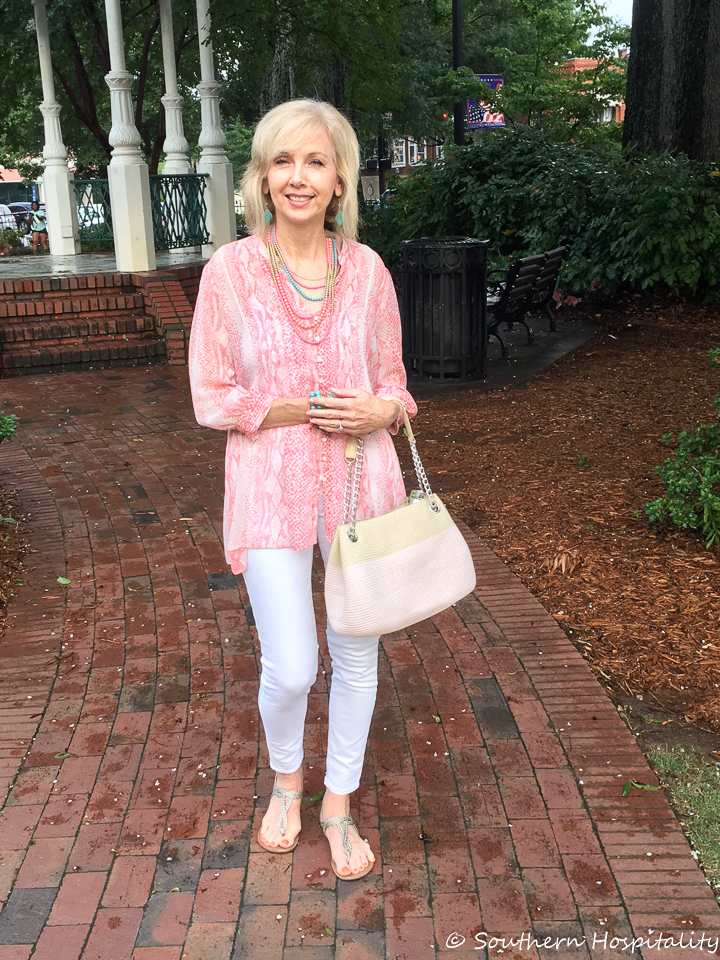 Fashion over 50: Summer Casual White Jeans - Southern Hospitality