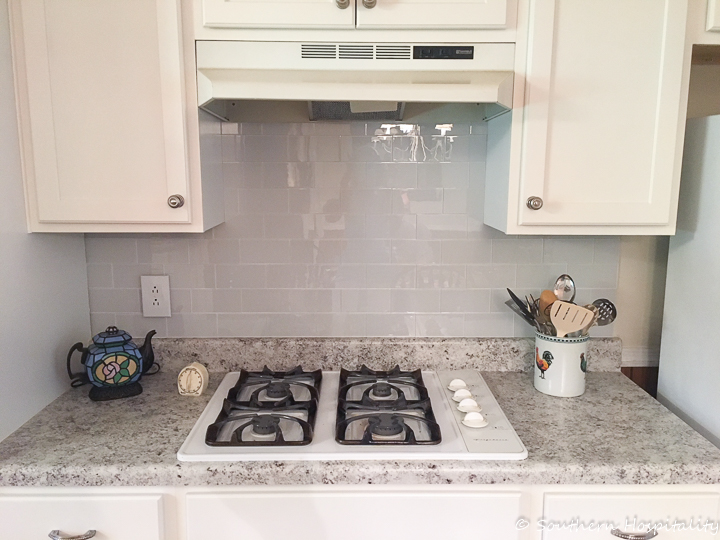 Peel and Stick Tile Backsplash