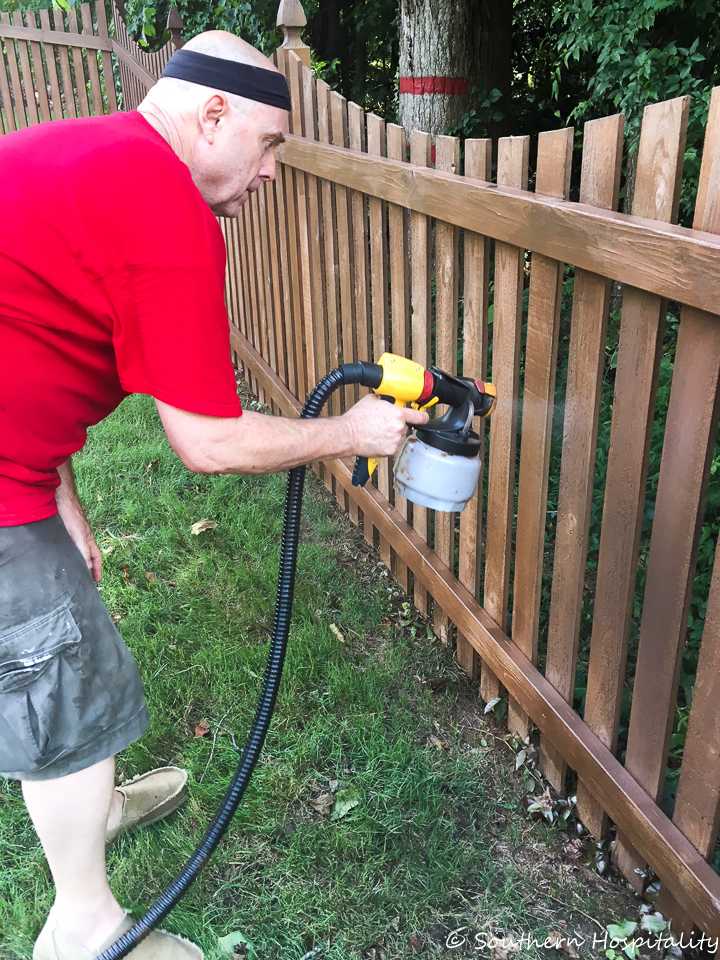 Fence store paint gun