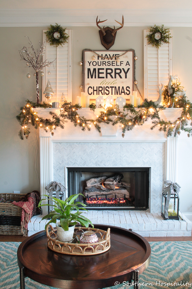 Christmas mantel decor