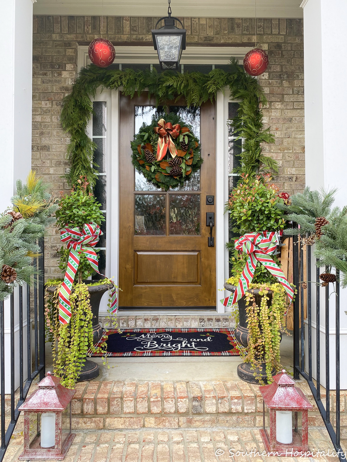 Front Porch Christmas Decor - Southern Hospitality