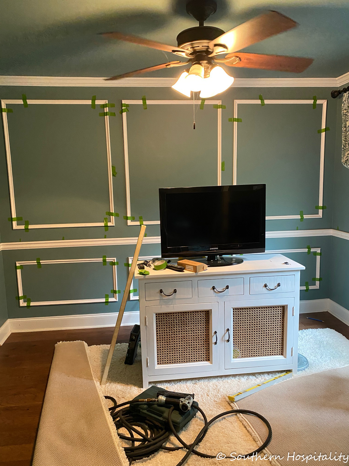 How to add picture frame molding to a room