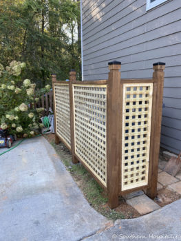 How to Build a Privacy Screen Fence {from Scratch} - Southern Hospitality