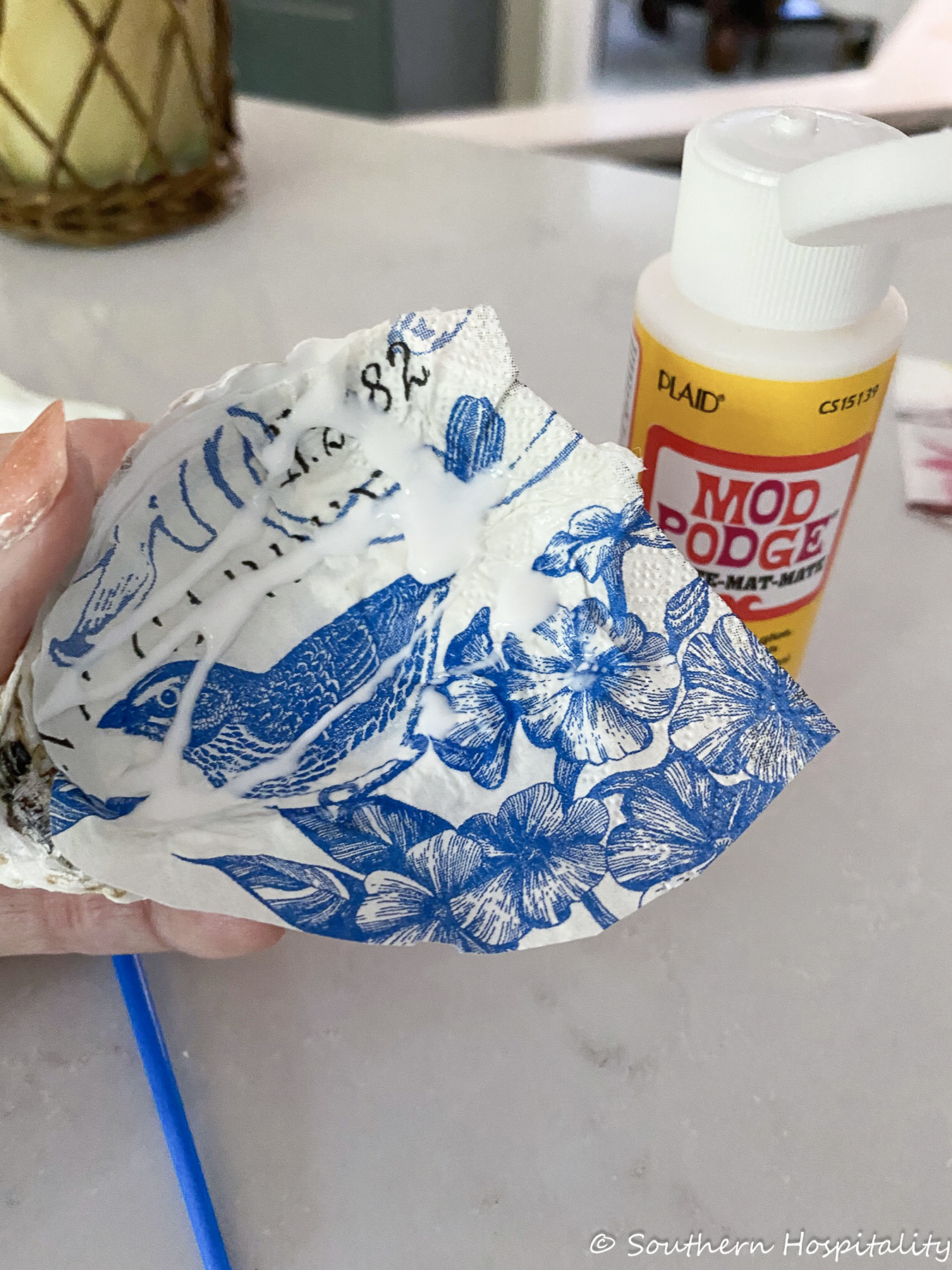 How To Napkin Decoupage Seashells 