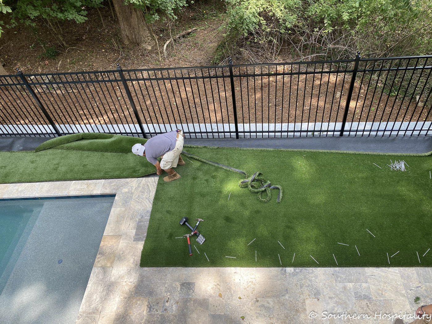 Installing Artifical Turf Grass to Backyard 8119