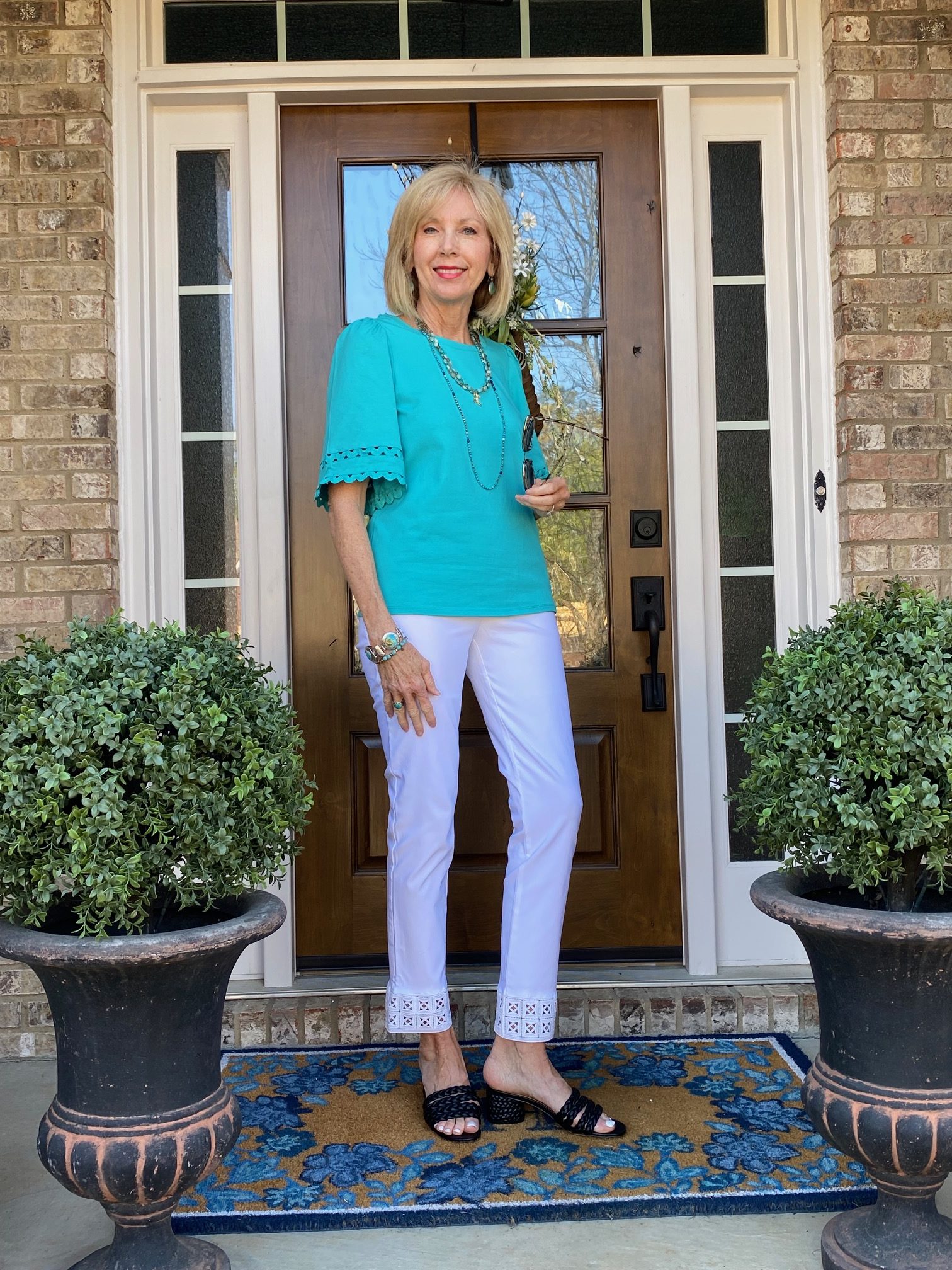 Classy Casual Outfits for Ladies Over 50 : How to Look Chic and Sleek! -  Lifestyle Fifty